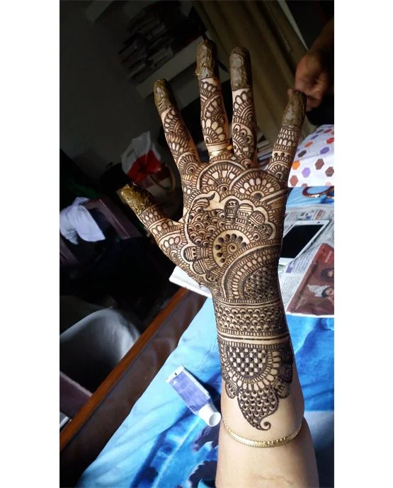 Drape Inspired Subtle Simple Full Hand Mehndi Design Drape Inspired Subtle Simple Full Hand Mehndi Design